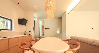 Sanpietro Vacation Villa 010