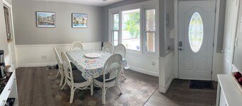 Oceanfront too cold? Save money, one mile from the beach! Ok to smoke outside.