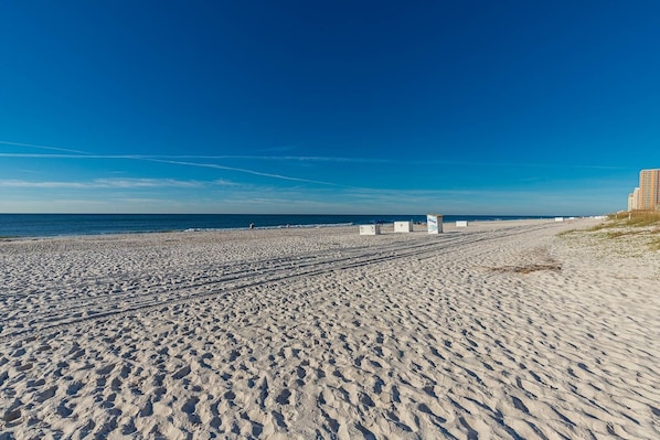 Apartamento, 3 habitaciones | Playa | Ubicación cercana a la playa