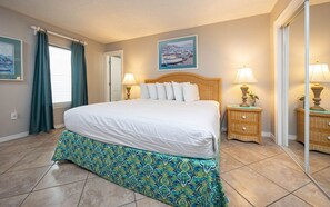 3 bedrooms, free WiFi - Island Winds East 301 3 Bedroom Condo (Gulf Shores)