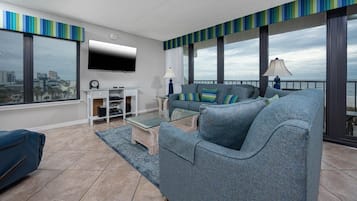 Kondominium, 3 kamar tidur | Area keluarga