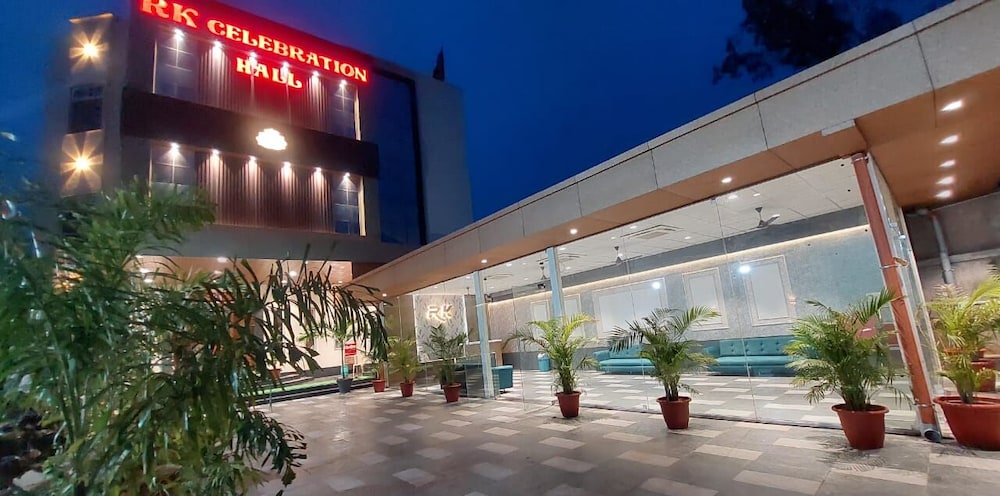 2 Star Hotels