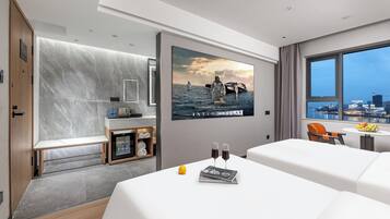 City Double Room | Blackout drapes, soundproofing, iron/ironing board, free WiFi