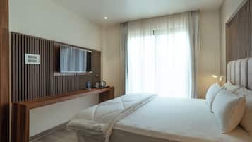 Suite clásica | 1 dormitorio, escritorio, espacio para trabajar con un portátil