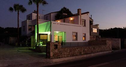 La Hacienda Cozy Home