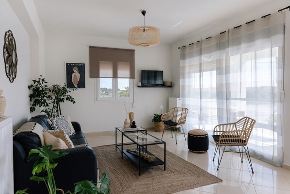 House, Smoking | 2 bedrooms