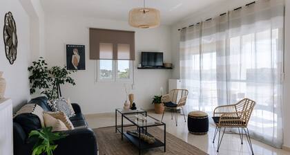 La Hacienda Cozy Home