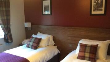 Desk, laptop workspace, iron/ironing board, free WiFi