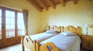 6 bedrooms, iron/ironing board, WiFi, bed sheets - Chalet Des Reines - Discreet luxury, breathtaking views, absolute privacy (Icogne)