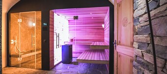 Chalet Des Reines - Discreet luxury, breathtaking views, absolute privacy