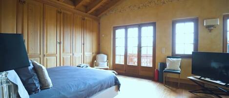 6 chambres, fer et planche Ă repasser, Wi-Fi, draps fournis