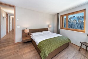 3 soverom, strykejern/-brett, wi-fi og sengetøy