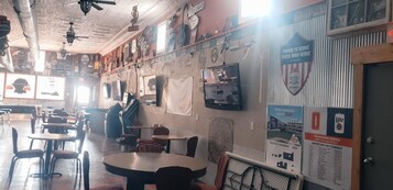 Se sirven almuerzos y cenas