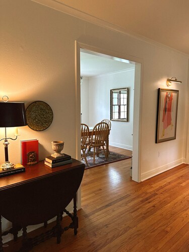 Charming 2-bedroom house with WiFi and AC in North Little Rock