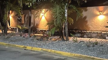 Enceinte de lâhĂ©bergement