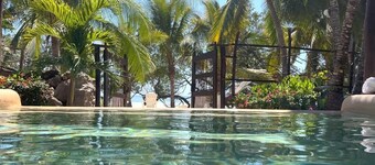 Beachfront Casa Palmillas Troncones w/pool &3rooms