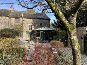 Exterior - Fern Cottage, near Lake Ullswater (Great Strickland)