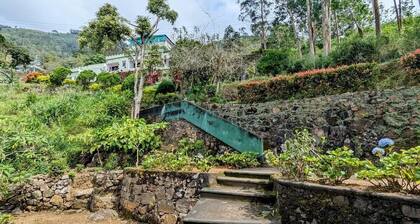 Blackwood Hotel and View Bungalow