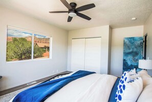 5 bedrooms, travel crib, WiFi, bed sheets