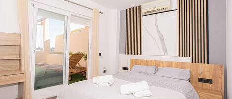 3 dormitorios, tabla de planchar con plancha, cuna de viaje y wifi