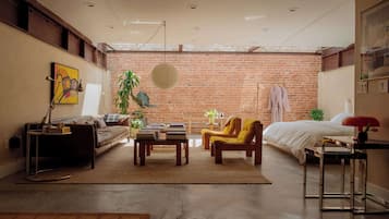 1 chambre, bureau, fer et planche à repasser, Wi-Fi