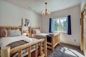 3 多间卧室、熨斗/熨衣板、WiFi、床单