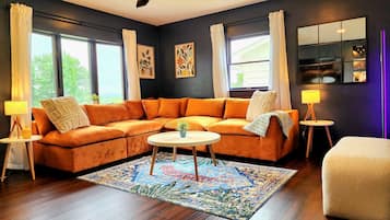 TV, aparelho de som, escritórios