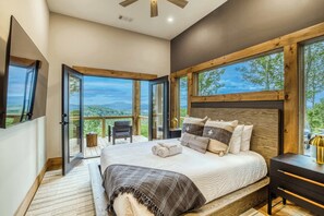 4 bedrooms, iron/ironing board, travel crib, WiFi