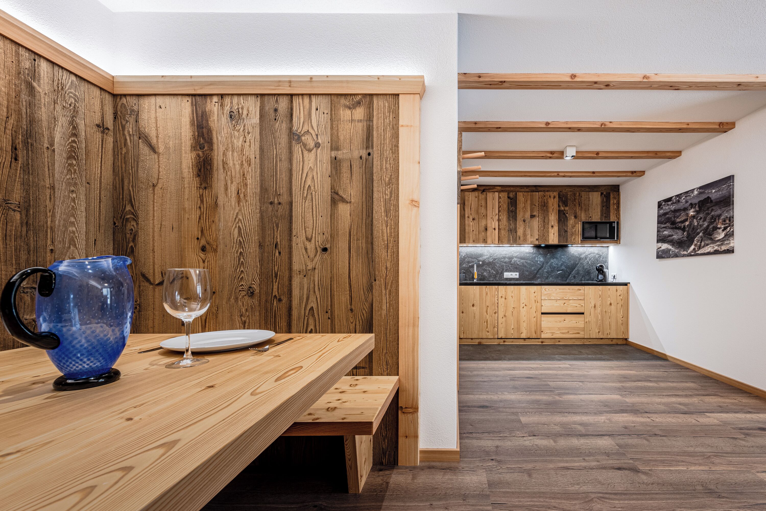 ซูพีเรียอพาร์ทเมนท์, วิวภูเขา | ครัวส่วนตัว | กาต้มน้ำไฟฟ้า, เก้าอี้กินข้าวสำหรับเด็ก