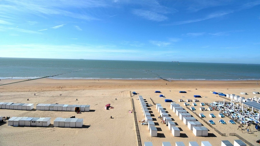 Elegant Sea-view Apartment in Knokke-heist