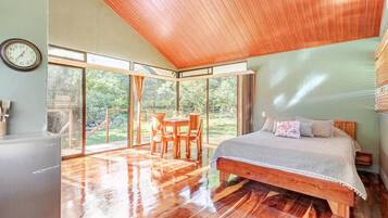 1 bedroom, free WiFi, bed sheets, wheelchair access