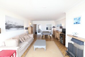 Apartment | Living area