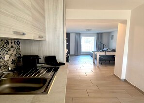 华丽双人房, 山景 | 私人厨房 | 意式浓缩咖啡机、茶具/咖啡用具、电热水壶、烤面包机