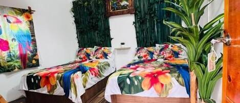 Comfort Quadruple Room, Patio, Garden View | WiFi (free)