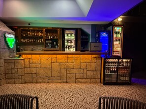 Bar im Pool