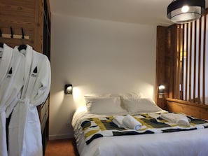 1 camera, Wi-Fi gratuito, lenzuola