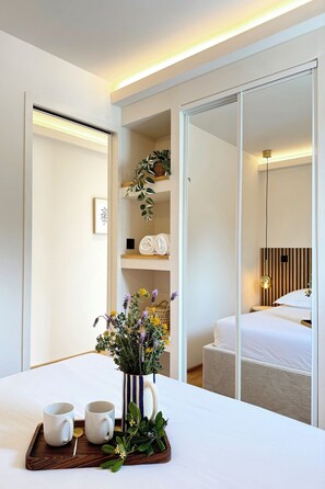 1 chambre, fer et planche à repasser, Wi-Fi gratuit, draps fournis