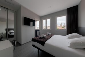 Superior Double Room, City View | City view - Kumano Kodo by Como en Casa (Santiago de Compostela)
