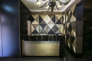 Interior - The Venice Times (Venice)