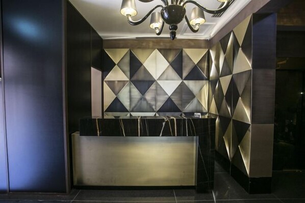 Interior - The Venice Times (Venice)