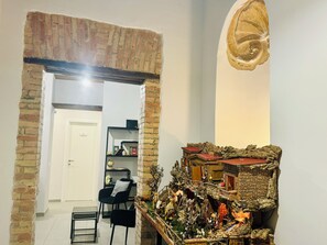 Reception - MILUAR Relais - Donnaregina (Naples)