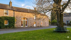 Exterior - Maple Cottage, near Lake Ullswater (Great Strickland)