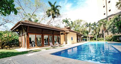 Dream Beach Stay- Spacious 3BR Condo at Playa Hermosa! Cocos & Corales!