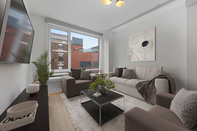 Modern 3 bedroom in the heart of Downtown Brooklyn across from Barclay's center