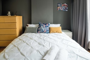 2 quartos, ferros/tábuas de passar roupa, Wi-Fi, roupa de cama