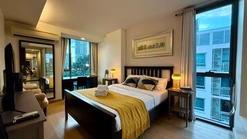 1 bedroom, in-room safe, desk, iron/ironing board