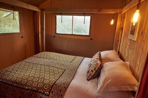 3 bedrooms, individually decorated, individually furnished