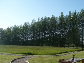 Property grounds - Bramley Lodge (Glastonbury)