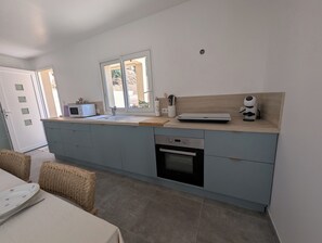 Micro-ondas, fogão, cooktop, lava-louças