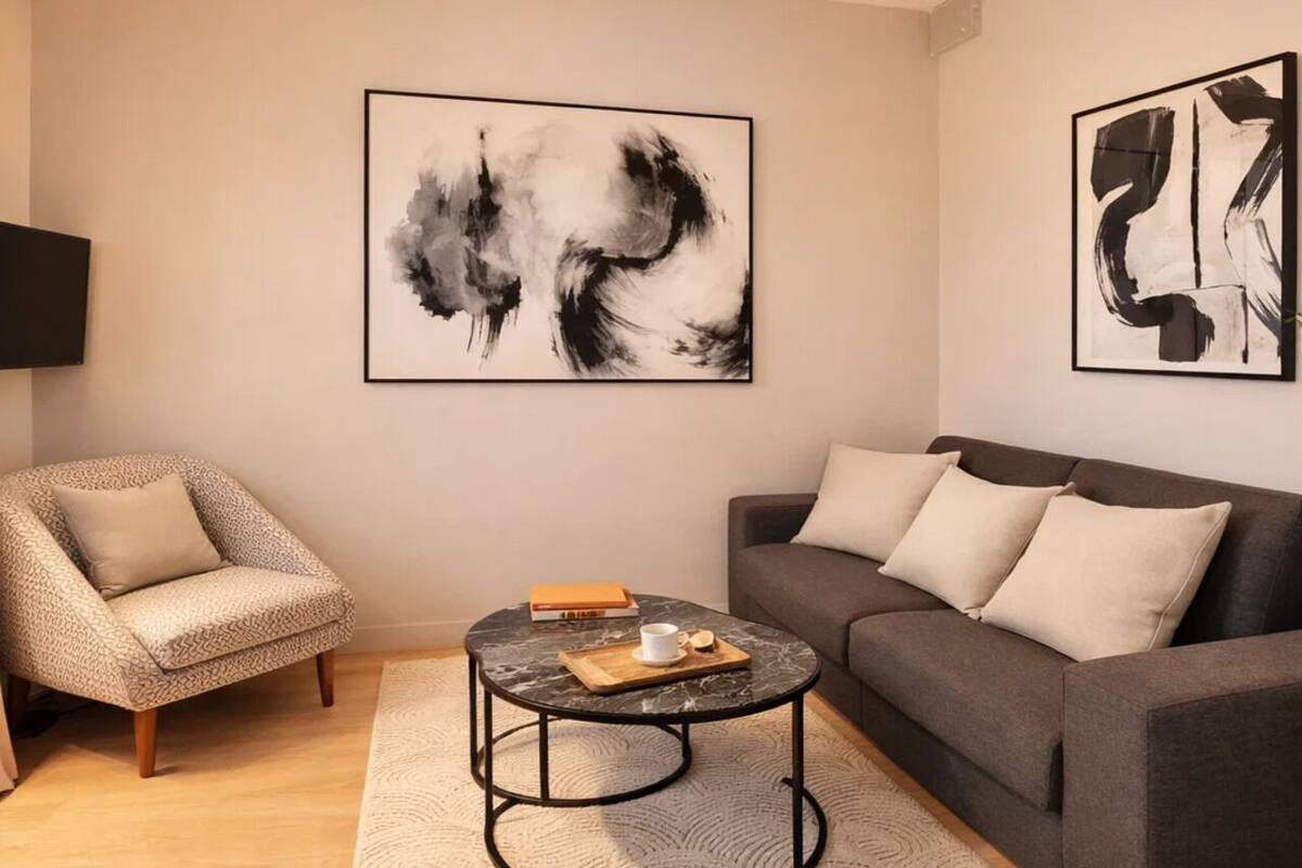 Superior Studio | Living area